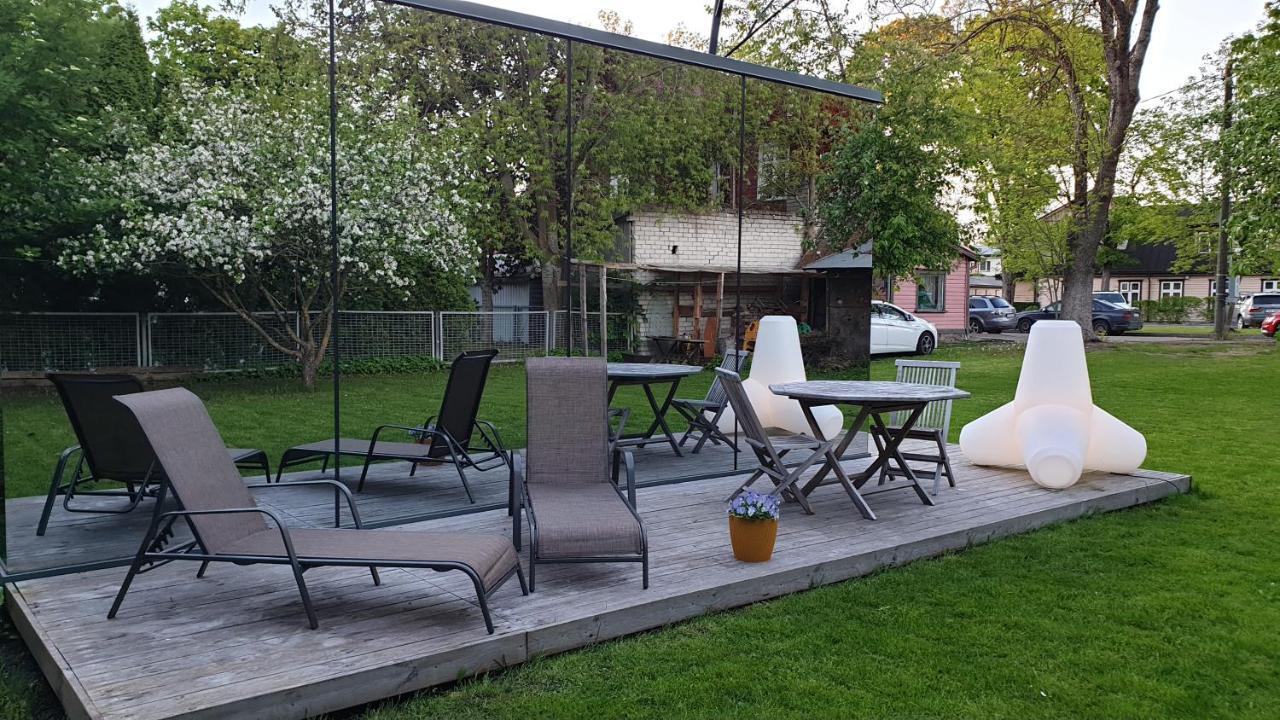 Mirror House Roosi 21 Villa Parnu Exterior photo